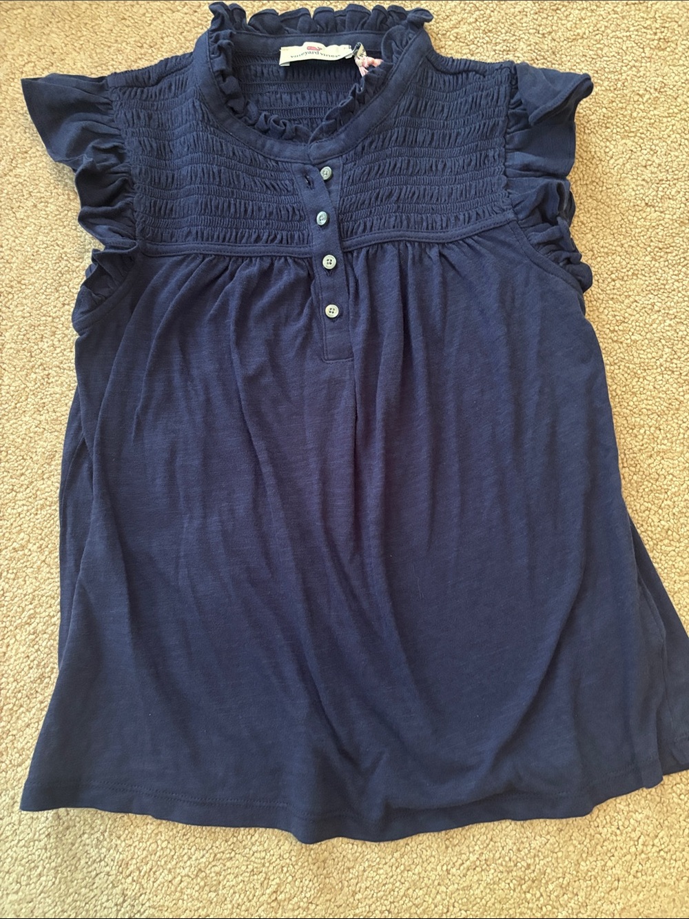Girls Vineyard Vines Smocked Top size Medium (10/12)